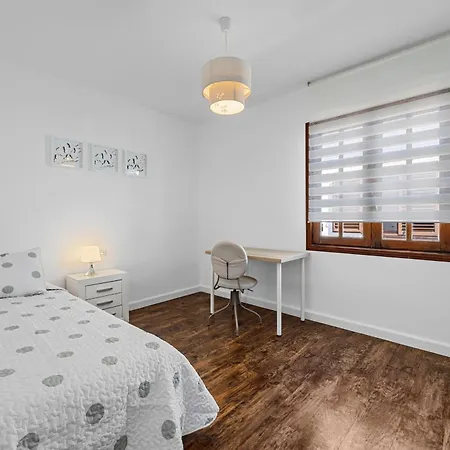 Casa Lily En Playa Honda De Lanzarote, Duplex Con Terraza A 300 M De La Playa Holiday home